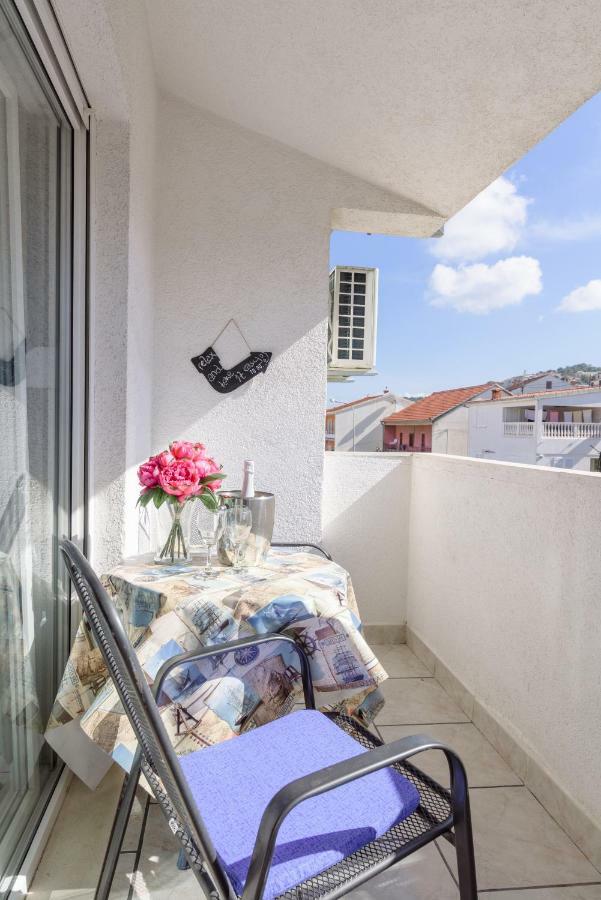 טרוגיר Apartments Mirjana מראה חיצוני תמונה