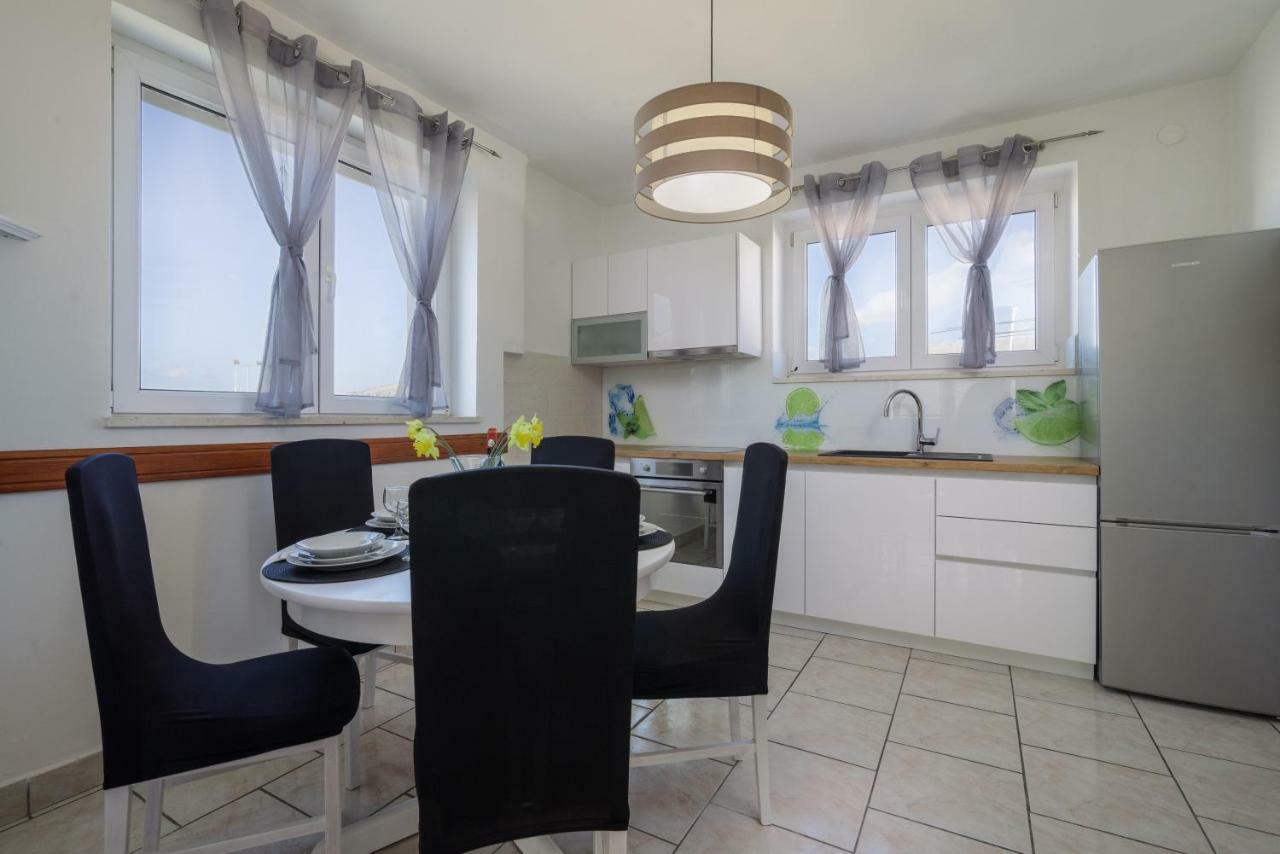 טרוגיר Apartments Mirjana מראה חיצוני תמונה